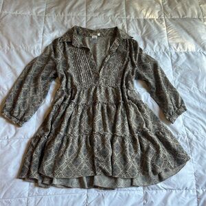 Esley Tan and Black Patterned Blouse